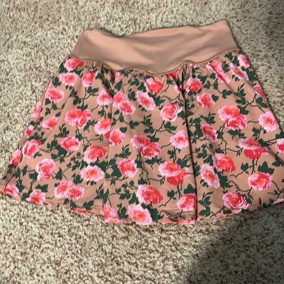 Aerie Offline Floral Skirt - Picture 2 of 3